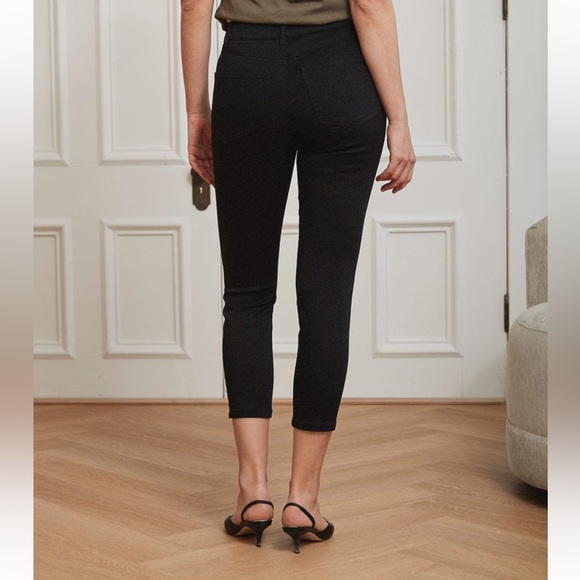 NATALIE, RW&Co - Navy Blue High-Rise Capri Jegging - Picture 3 of 6